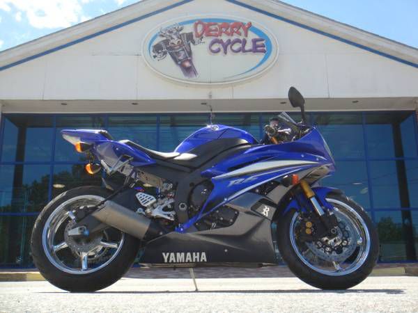 07 Yamaha Yzf-R6 Blue/White Chrome Wheels Low Mile Financing Available