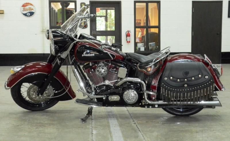 2000 INDIAN CHIEF MOTORCYCLE CUSTOM BIKE OVER $50K INVESTED