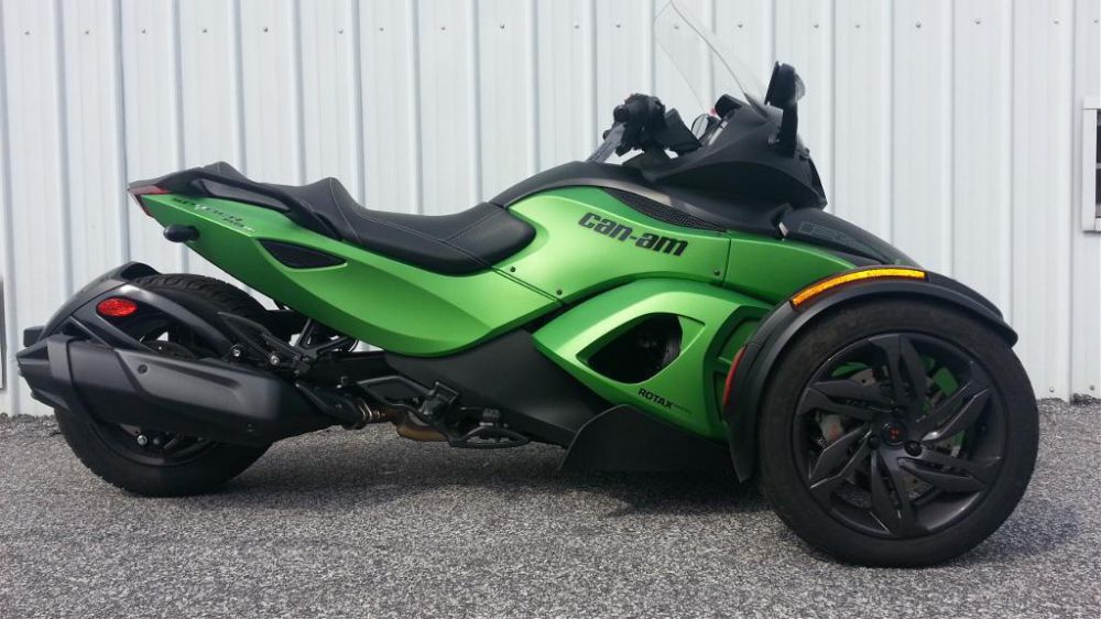 2013 Can-Am Spyder RS-S SM5 Sportbike 