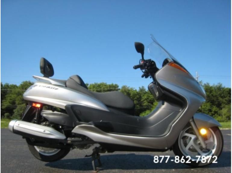 2007 Yamaha Majesty 400 YP400 Moped 
