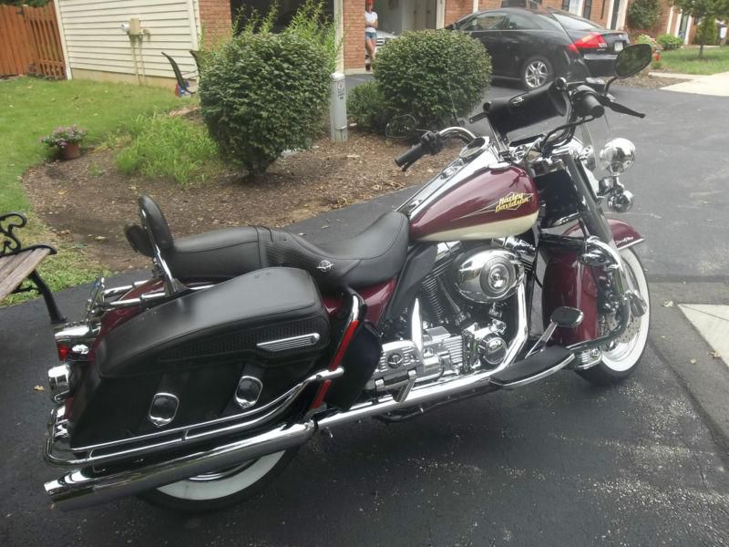 2007 Road King Classic, Unique, Retro styling, excellent condition