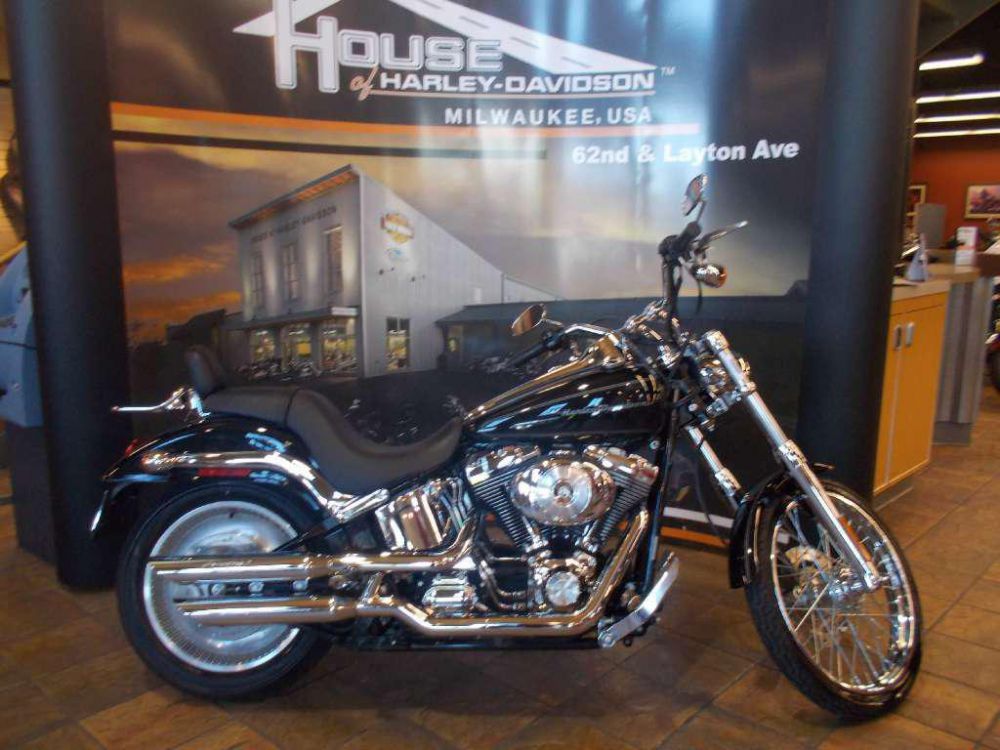 2004 Harley-Davidson FXSTD/FXSTDI Softail Deuce Cruiser 
