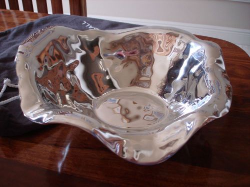 Beatriz ball: fine metalware bowl,&#034;vento lara&#034;. unused condition