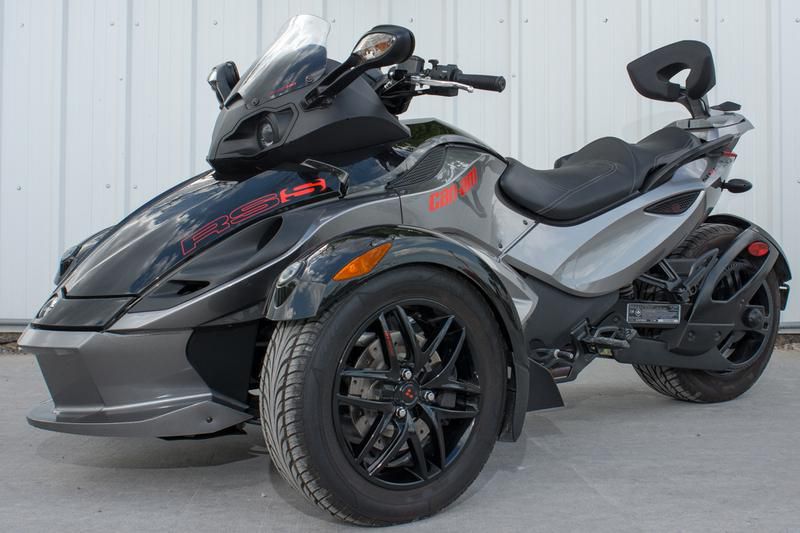 2011 Can-Am Spyder Roadster RS-S 
