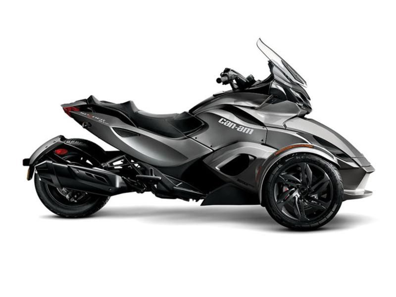 2013 Can-Am Spyder® ST-S SM5 Sportbike 