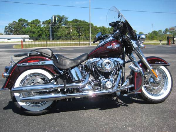 2011 Harley Davidson Deluxe