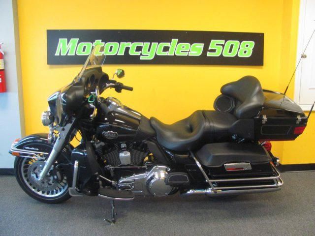 2010 Harley-Davidson Touring Electra Glide Ultra Classic Touring 