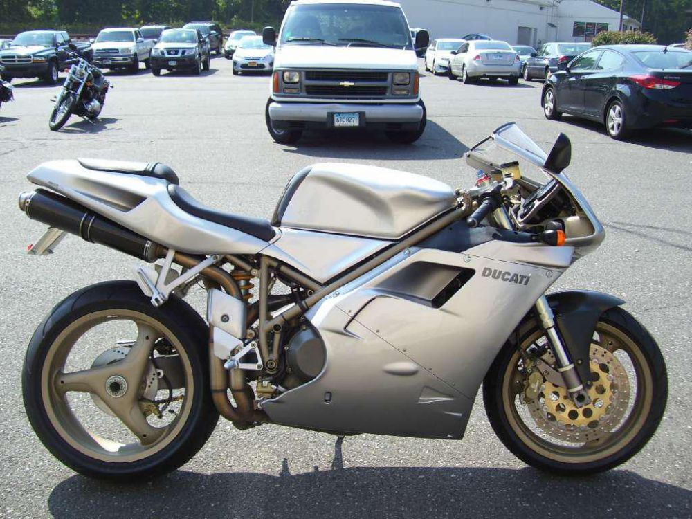 1998 Ducati 748L Sportbike 