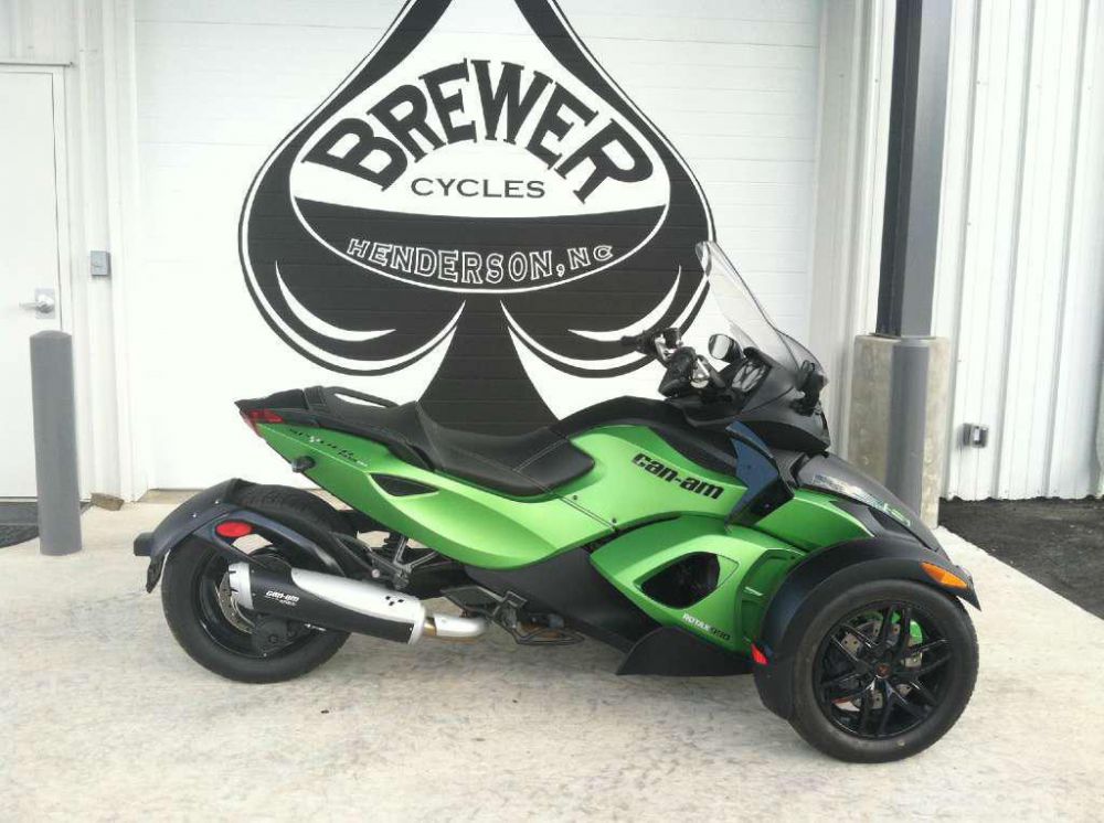 2011 can-am spyder rs-s sm5  sport touring 