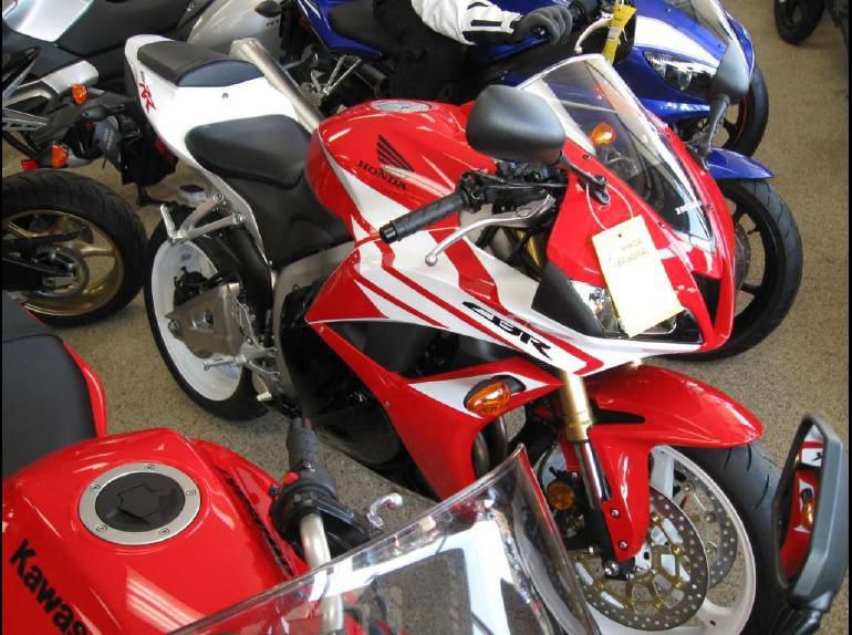 2012 honda cbr600rr  sportbike 