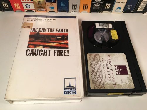 * The Day The Earth Caught Fire! Betamax NOT VHS 1961 Sci Fi Beta Janet Munro