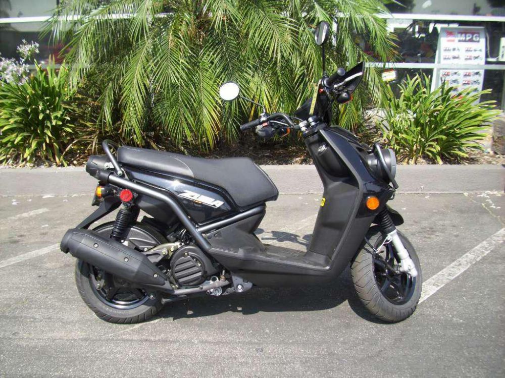 2009 Yamaha Zuma 125 Scooter 