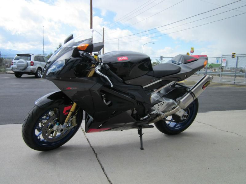 Aprilia RSV1000-R LOW Miles, Immaculate, FREE SHIPPING