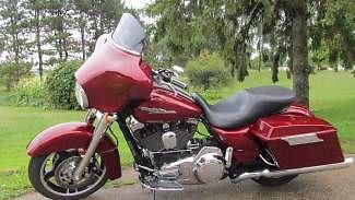 2009 Harley-Davidson Red FLHX Street Glide! Save Thousands Sharp Bike