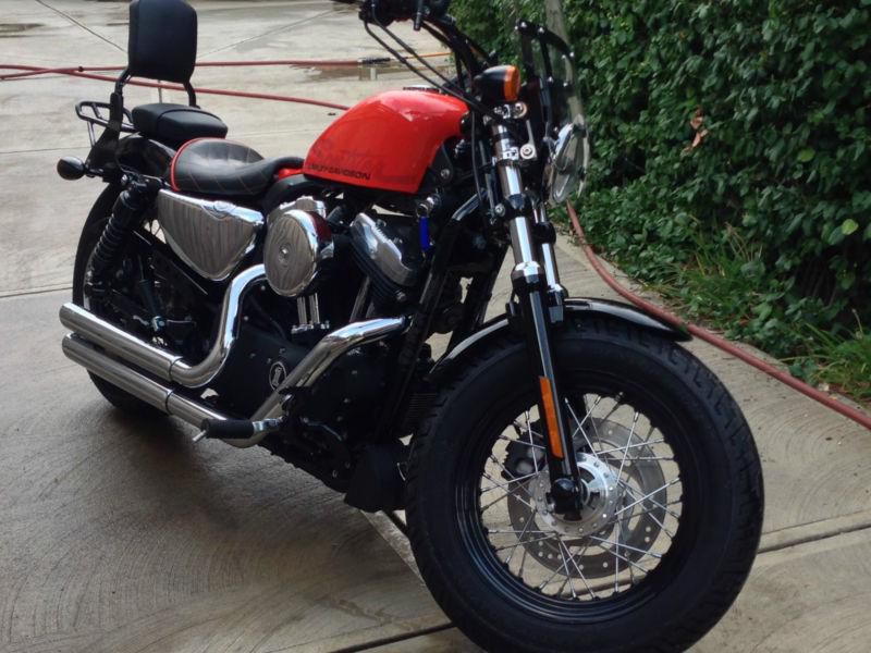 2010 harley sportster 48 low miles, better than new condition