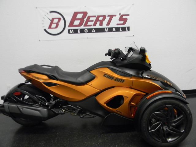 2013 can-am spyder rs-s sm5  trike 