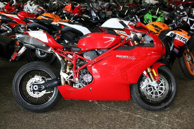 2004 Ducati 999 S Sportbike 
