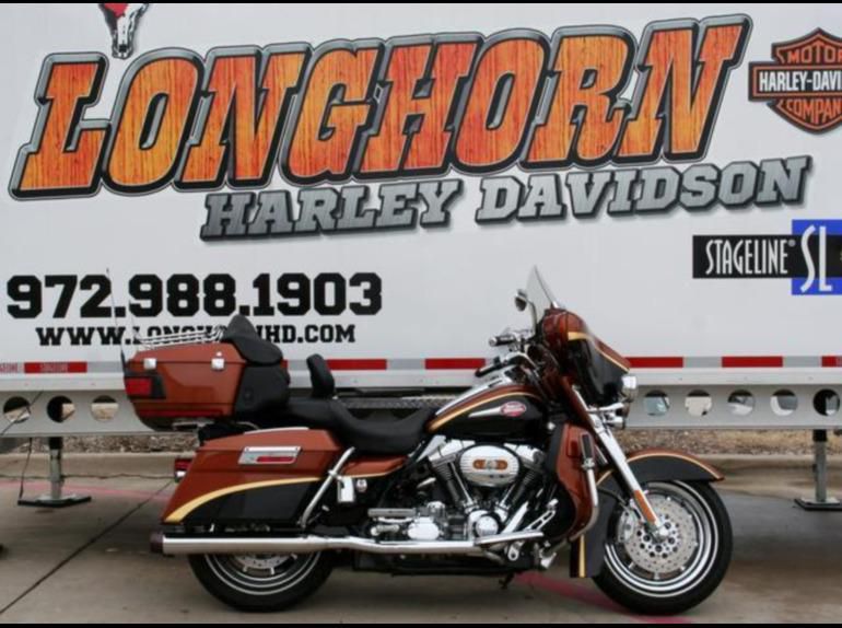 2008 Harley-Davidson FLHTCUSE - Screamin' Eagle Ultra Classic Standard 