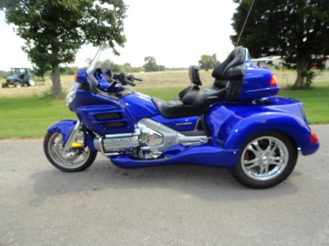 2003 Honda Goldwing GL1800 Nova Blue Roadsmith Trike