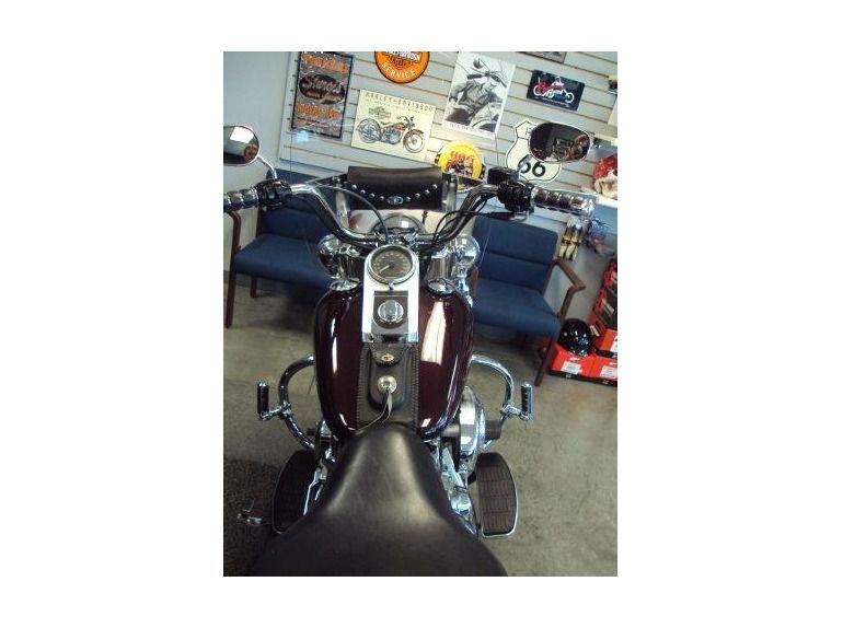 2005 Harley-Davidson FLSTC 