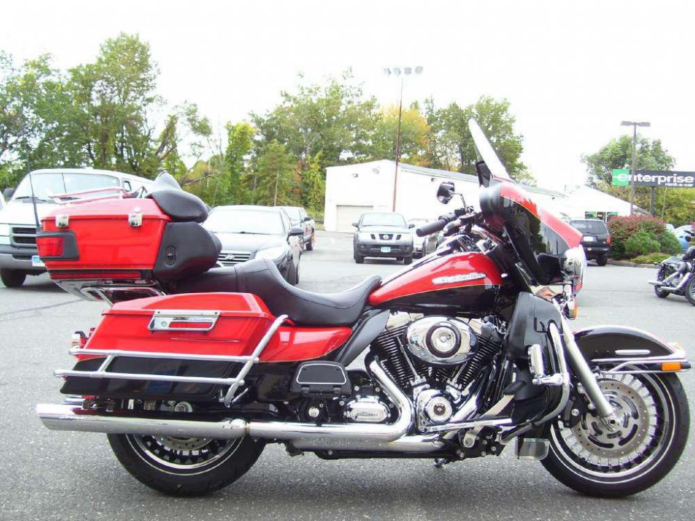 2010 Harley-Davidson FLHTK Electra Glide Ultra Limited Touring 
