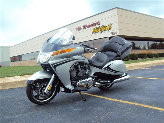 2011 Silver VICTORY VISIONTOURING
