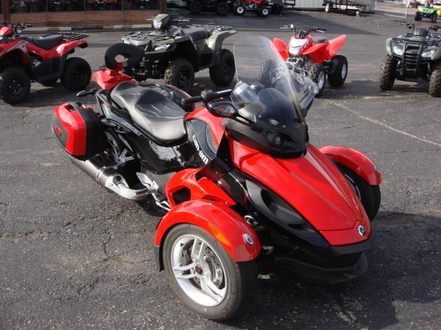 2009 Can-Am SPYDER Touring 