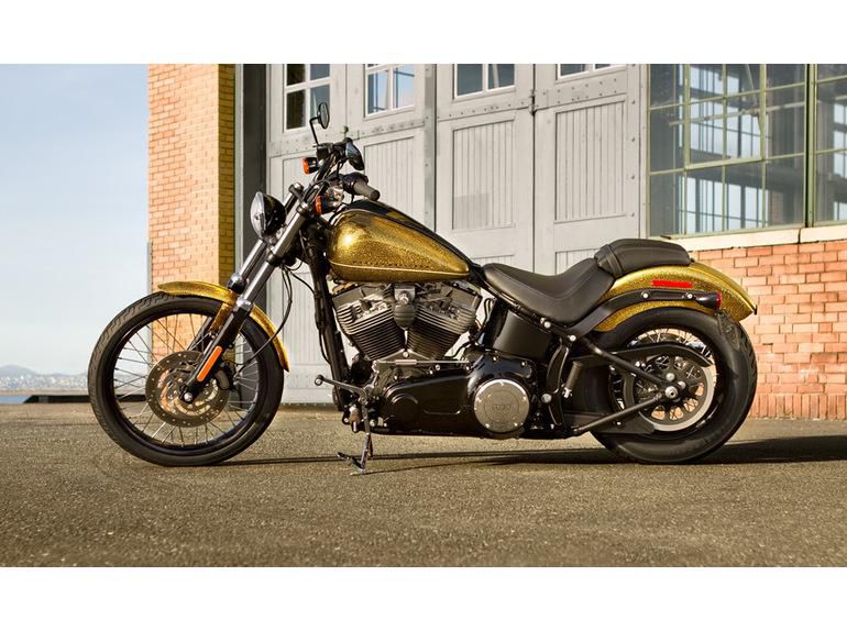 2013 Harley-Davidson SOFTAIL BLACKLINE Cruiser 