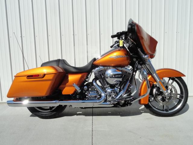 2014 Harley Street Glide FLHX Amber Whiskey 382 miles Pre-Owned **Trades Needed