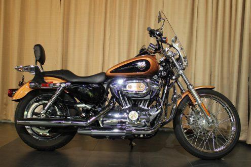 2008 Harley-Davidson Sportster XL1200C - 1200 Custom Cruiser 