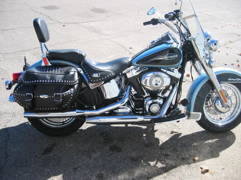2008 Harley-Davidson Heritage Softail (FLSTC) Cruiser 