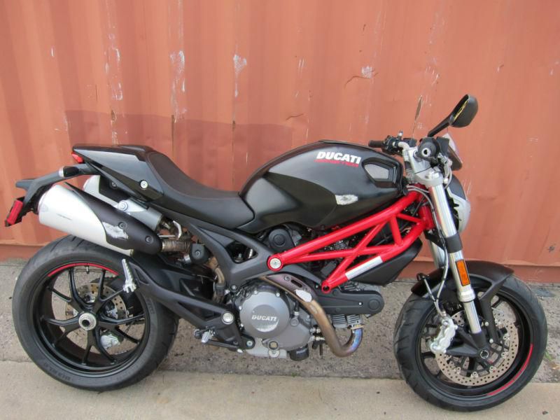 DUCATI MONSTER 796 ABS 2013 249 MILES! EASY DAMAGE! GOOD TITLE!