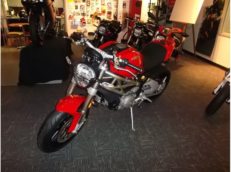 2013 Ducati M1100EVOABS 