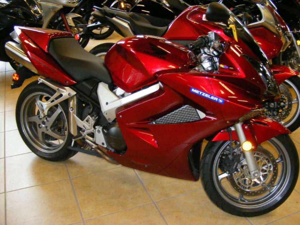 2007 Honda Interceptor (VFR800FI) Sportbike 