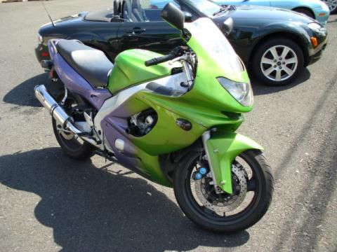 Used 2006 Yamaha YZF-600R for sale.