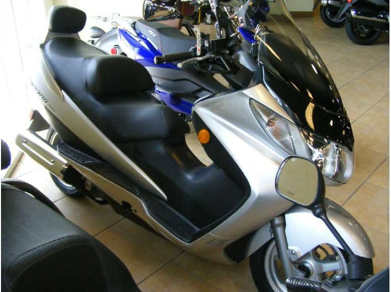 2003 suzuki burgman 400  scooter 