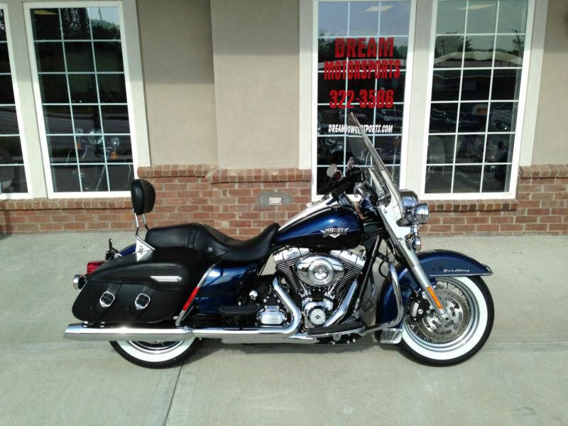 2012 road king classic low miles! must see color! this one won"t last! hurry!