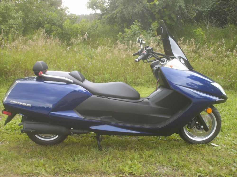 2006 yamaha morphous  scooter 