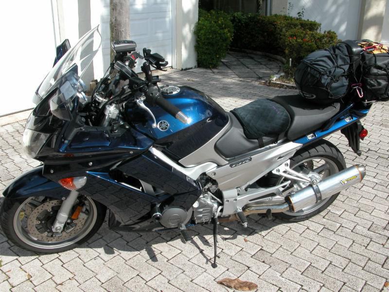 2006 Yamaha FJR 1300 12,250 miles , Blue, many extras Excellent Condition A-10