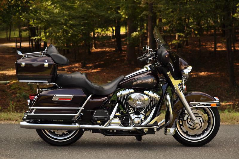 2006 ELECTRA GLIDE CLASSIC **CLEAN** ONLY 11,185 MILES!! MUST SEE!!