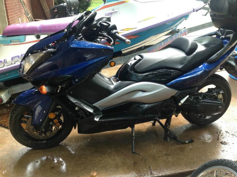 Yamaha 2009 tmax 500 scooter  "no reserve"