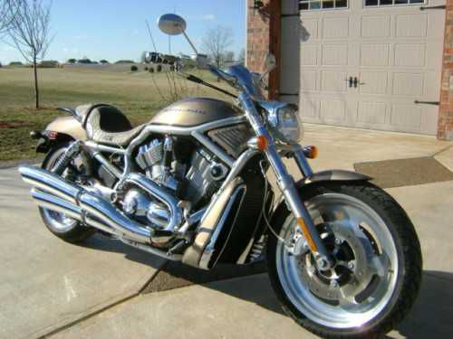 2004 harley-davidson vrsc v rod good looking bike