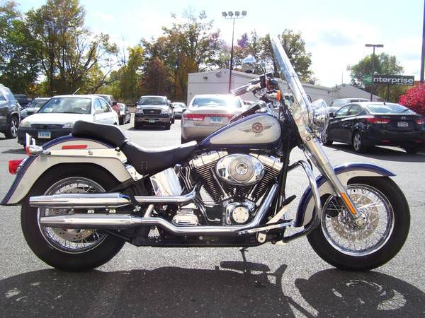 2006 harley-davidson flstfi fat boy is loaded with factory options!