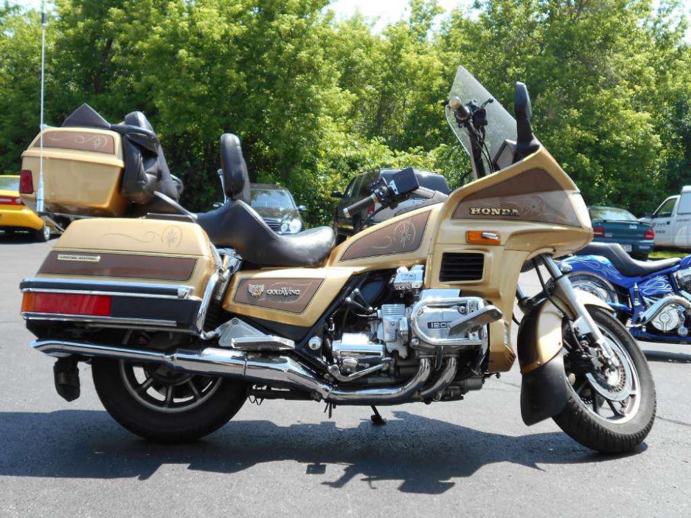 1985 Honda Gold Wing 1200 Limited Edition Touring 