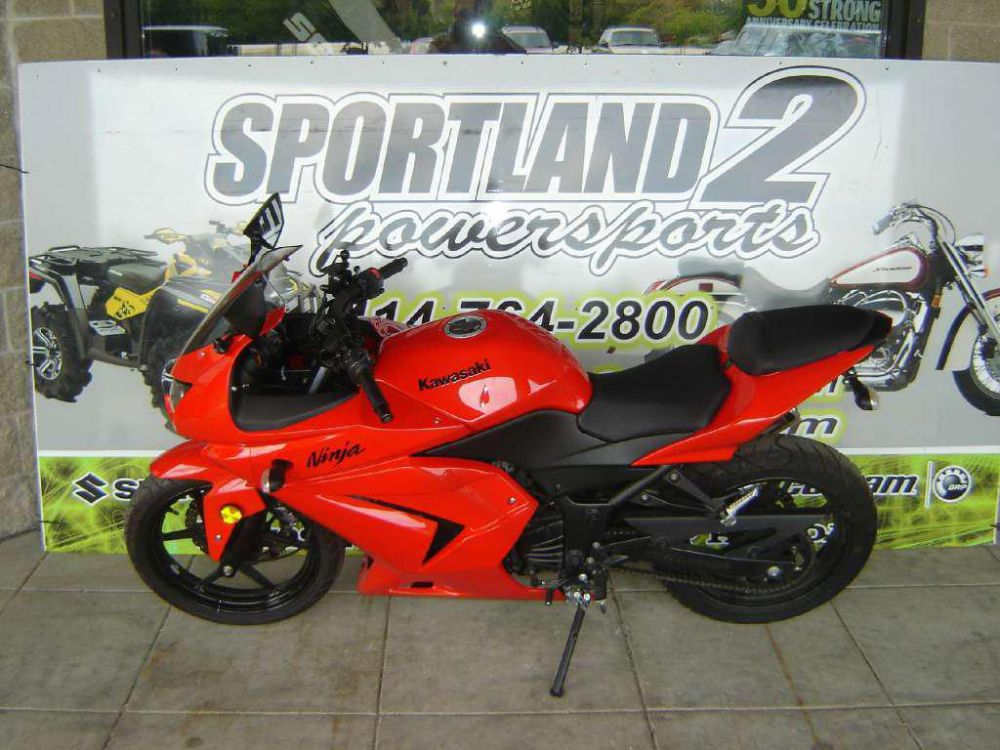 2009 kawasaki ninja 250r  sportbike 