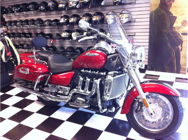 2014 Triumph Rocket III Touring ABS - Cranberry Red / Ph 