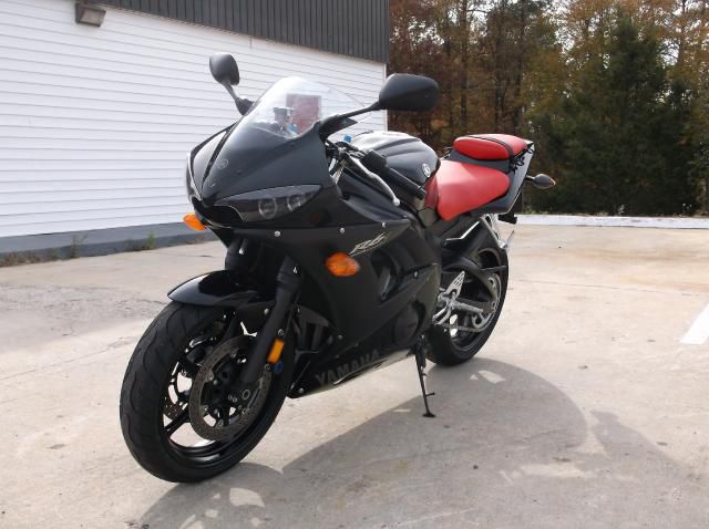 Used 2008 yamaha yzf-r6 for sale.
