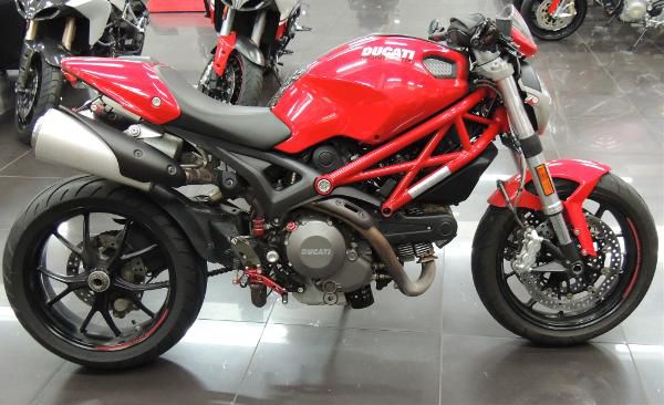 2011 Ducati Monster 796