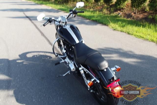 2009 Harley-Davidson XL1200C Standard 