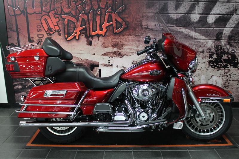 2012 Harley-Davidson Electra Glide Ultra Classic - FLHTCU Touring 